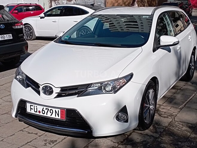 Toyota Auris 2014, 198,000 km - 1.4 l - Bakı