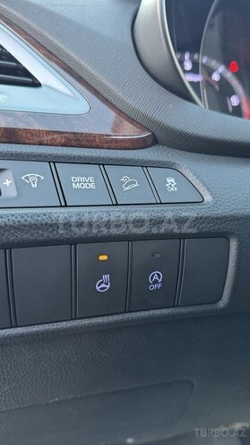 Hyundai Santa Fe-6
