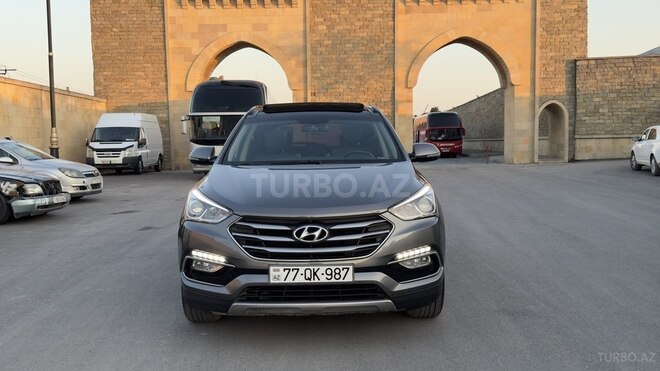 Hyundai Santa Fe-12