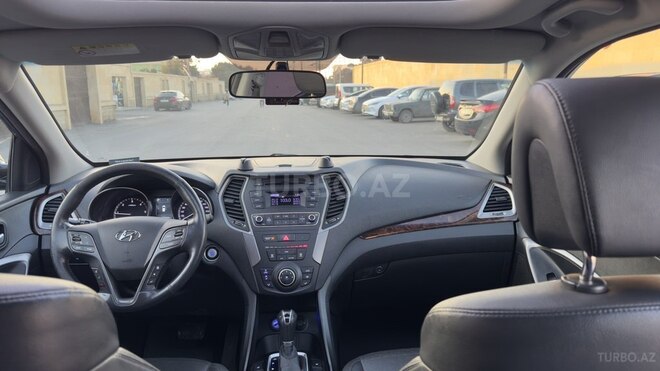 Hyundai Santa Fe-14