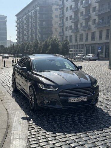 Ford Fusion (North America) 2015, 220,000 km - 2.0 л - Bakı