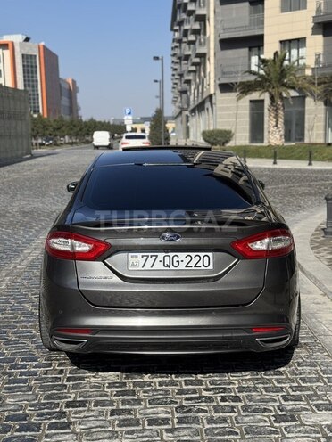 Ford Fusion (North America) 2015, 220,000 km - 2.0 л - Bakı
