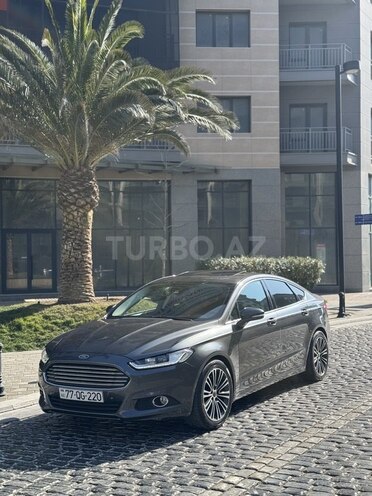 Ford Fusion (North America) 2015, 220,000 km - 2.0 л - Bakı