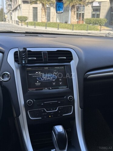 Ford Fusion (North America) 2015, 220,000 km - 2.0 л - Bakı