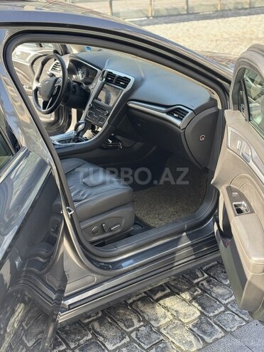 Ford Fusion (North America) 2015, 220,000 km - 2.0 л - Bakı