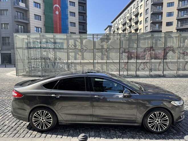 Ford Fusion (North America) 2015, 220,000 km - 2.0 л - Bakı