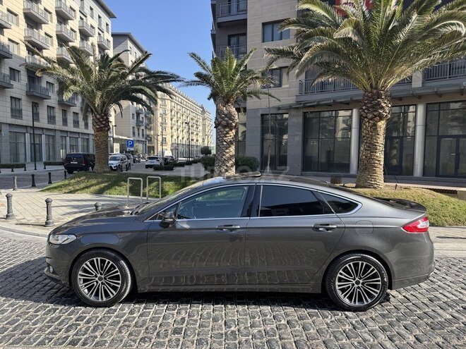 Ford Fusion (North America) 2015, 220,000 km - 2.0 л - Bakı