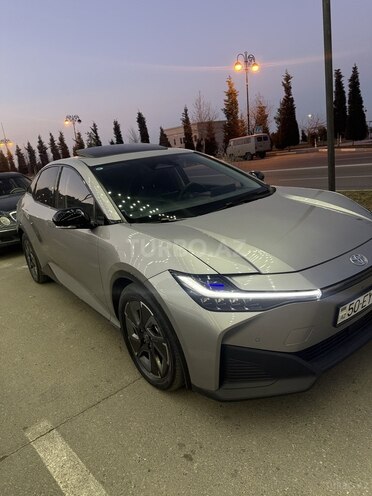 Toyota bZ3 2024, 15,000 km - 0.1 л - Sumqayıt