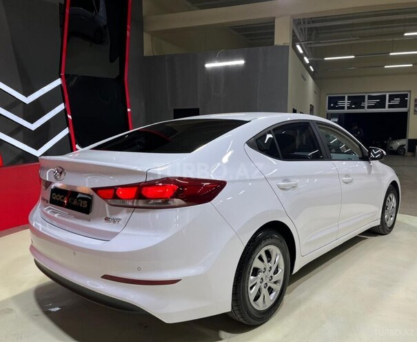 Hyundai Avante 2016, 140,000 km - 1.6 л - Sumqayıt
