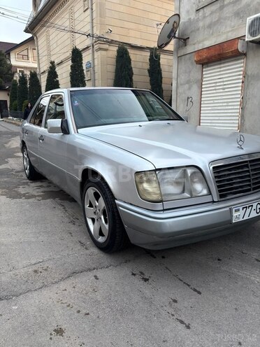 Mercedes E 200 1994, 360,000 km - 2.0 l - Bakı