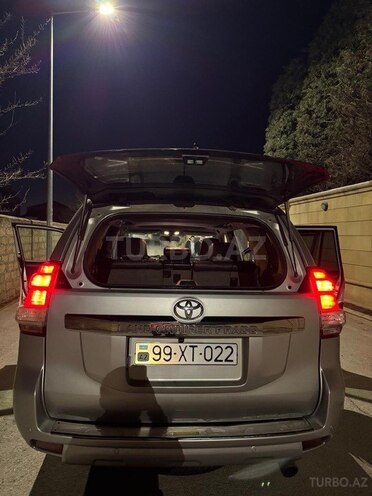 Toyota Land Cruiser Prado 2009, 242,000 km - 4.0 л - Bakı