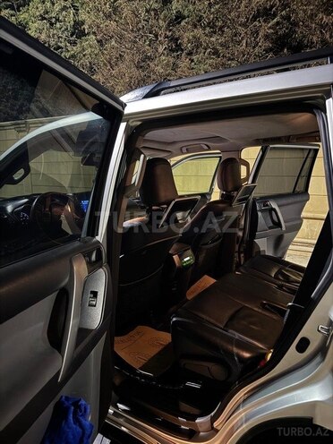 Toyota Land Cruiser Prado 2009, 242,000 km - 4.0 л - Bakı