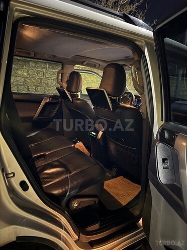 Toyota Land Cruiser Prado 2009, 242,000 km - 4.0 л - Bakı