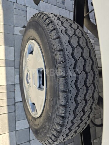 Ford Transit-19