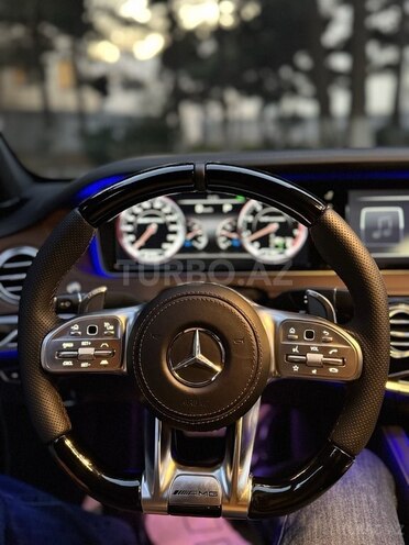 Mercedes S 500-11