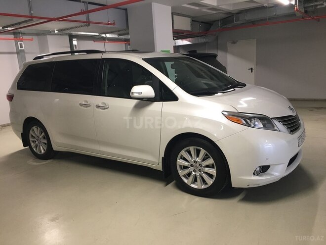 Toyota Sienna 2017, 95,000 km - 3.5 l - Bakı