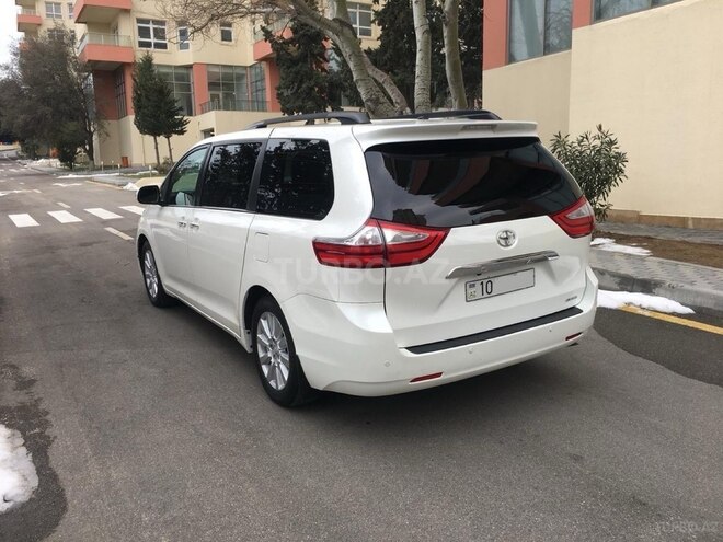 Toyota Sienna 2017, 95,000 km - 3.5 l - Bakı