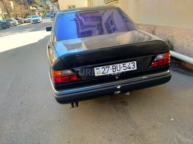 Mercedes E 300 d 1991, 318,520 km - 3.0 л - Bakı