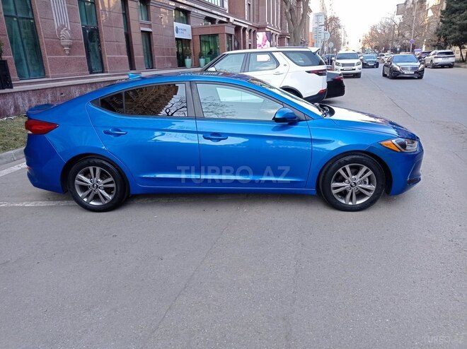 Hyundai Elantra 2017, 132,600 km - 2.0 л - Bakı