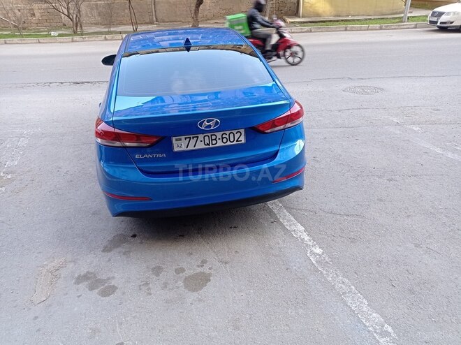 Hyundai Elantra 2017, 132,600 km - 2.0 л - Bakı