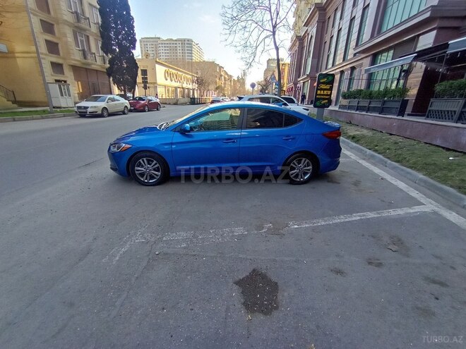 Hyundai Elantra 2017, 132,600 km - 2.0 л - Bakı