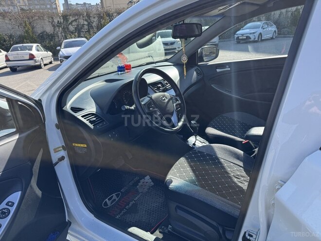 Hyundai Accent 2015, 93,361 km - 1.4 l - Bakı