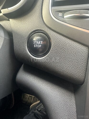 Renault Megane-6