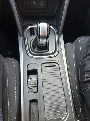 Renault Megane-7