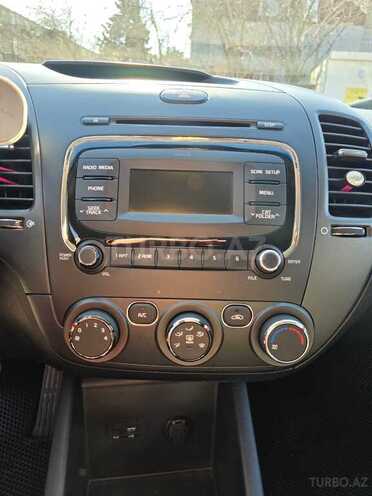 Kia Forte-14