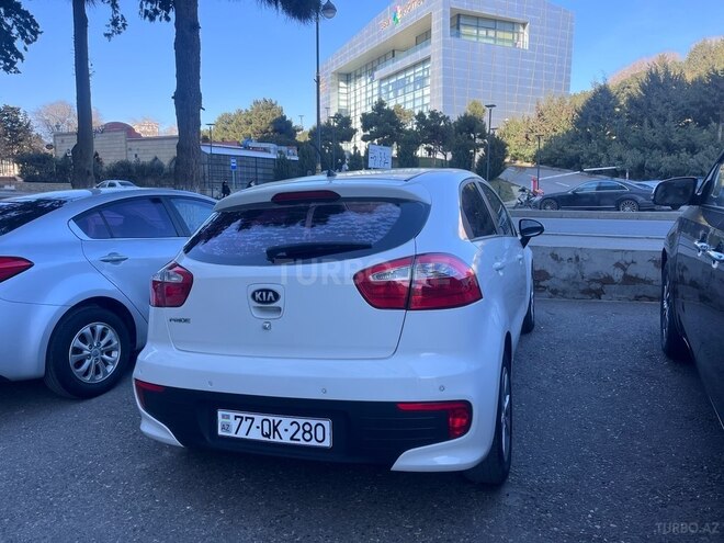 Kia Rio 2015, 130,210 km - 1.4 l - Bakı