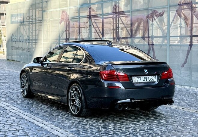 BMW 528 2015, 135,000 km - 2.0 l - Bakı