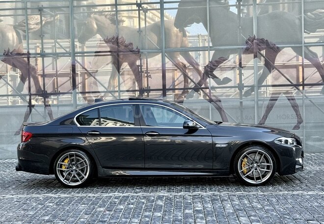 BMW 528 2015, 135,000 km - 2.0 l - Bakı