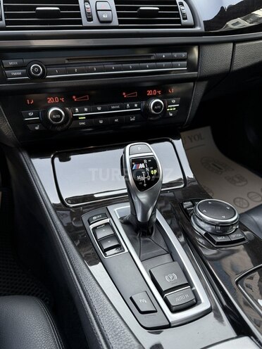 BMW 528 2015, 135,000 km - 2.0 l - Bakı