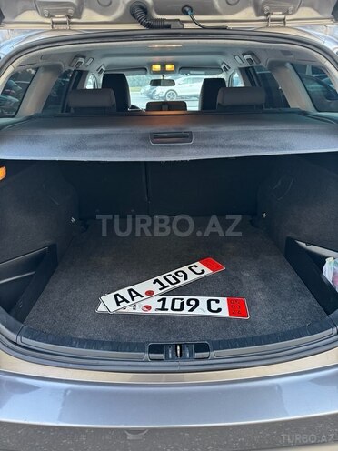 Toyota Auris 2015, 230,000 km - 1.4 l - Bakı