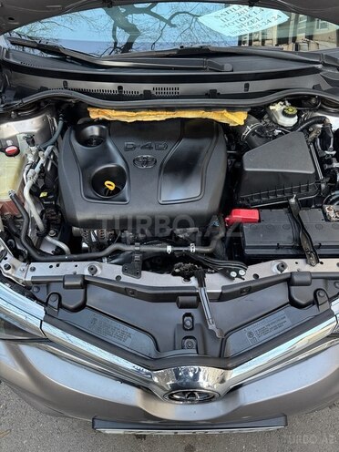Toyota Auris 2015, 230,000 km - 1.4 l - Bakı