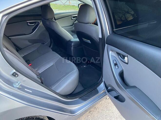 Hyundai Elantra 2015, 168,500 km - 1.8 l - Sumqayıt
