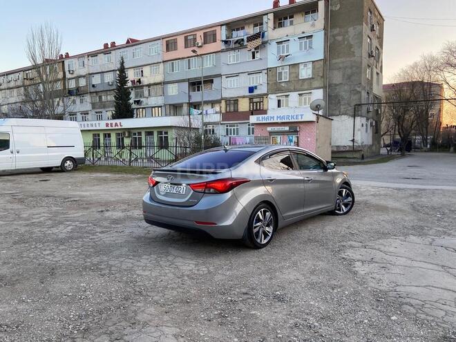 Hyundai Elantra 2015, 168,500 km - 1.8 l - Sumqayıt