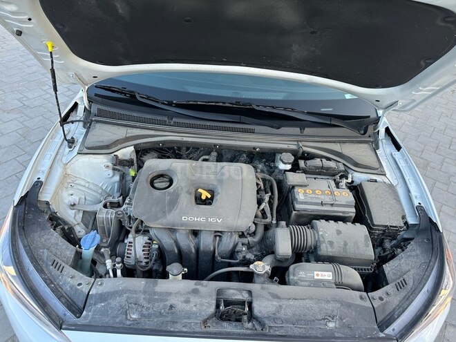 Hyundai Veloster 2019, 129,000 km - 2.0 l - Bakı