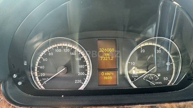 Mercedes Viano 2013, 326,000 km - 2.2 л - Bakı
