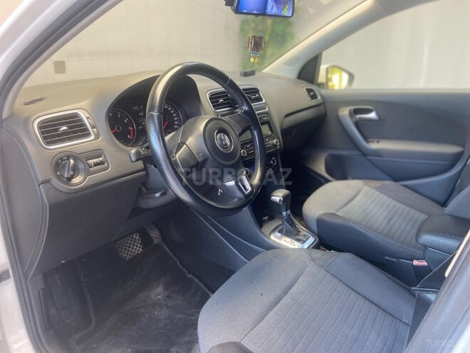 Volkswagen Polo 2010, 180,000 km - 1.4 л - Sumqayıt