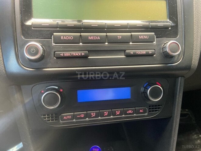 Volkswagen Polo 2010, 180,000 km - 1.4 л - Sumqayıt