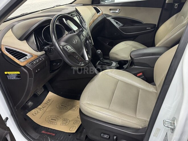 Hyundai Santa Fe-12