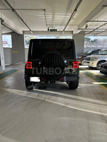 Jeep Wrangler-4
