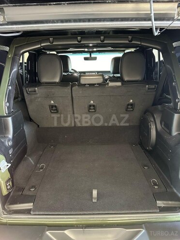 Jeep Wrangler-10