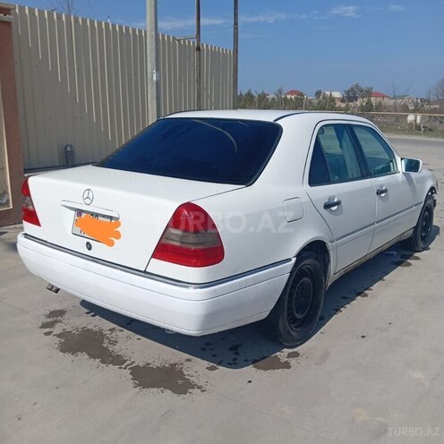 Mercedes C 180-4
