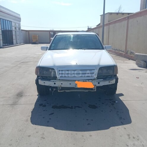 Mercedes C 180-7