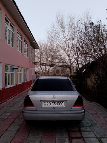 Mercedes C 180 1995, 403,220 km - 1.8 л - Cəlilabad