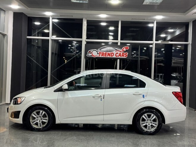 Chevrolet Aveo-3