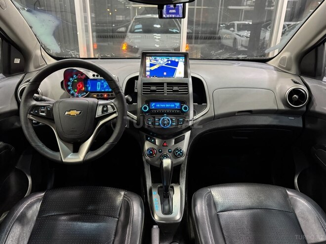 Chevrolet Aveo-14