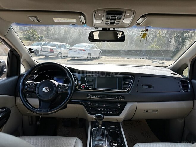 Kia Carnival 2015, 245,000 km - 2.2 l - Bakı